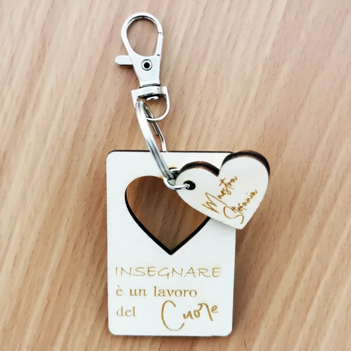 Portachiavi personalizzato per maestra in legno