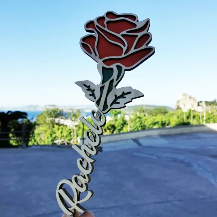 Rosa in legno personalizzata con nome